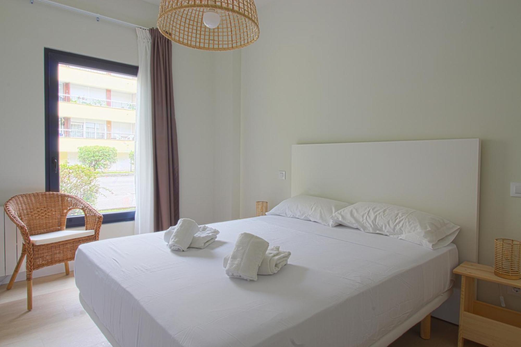 Apartamentos Costa Meron San Vicente De La Barquera Exterior foto