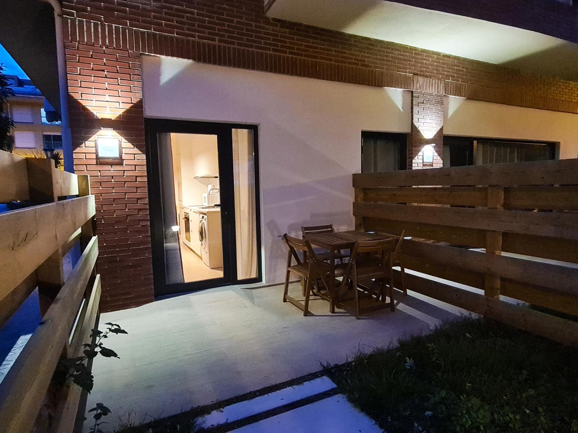 Apartamentos Costa Meron San Vicente De La Barquera Exterior foto