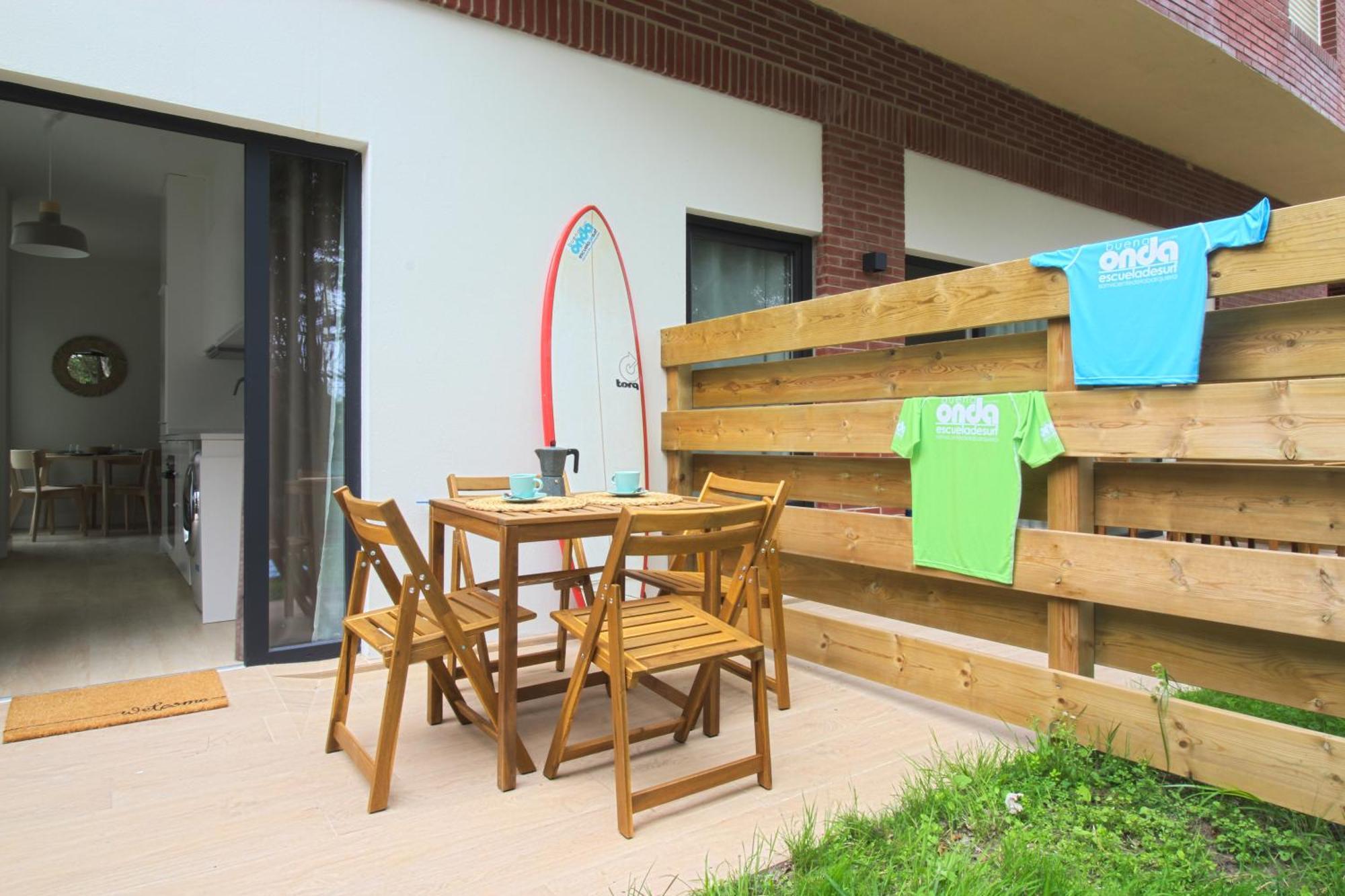Apartamentos Costa Meron San Vicente De La Barquera Exterior foto